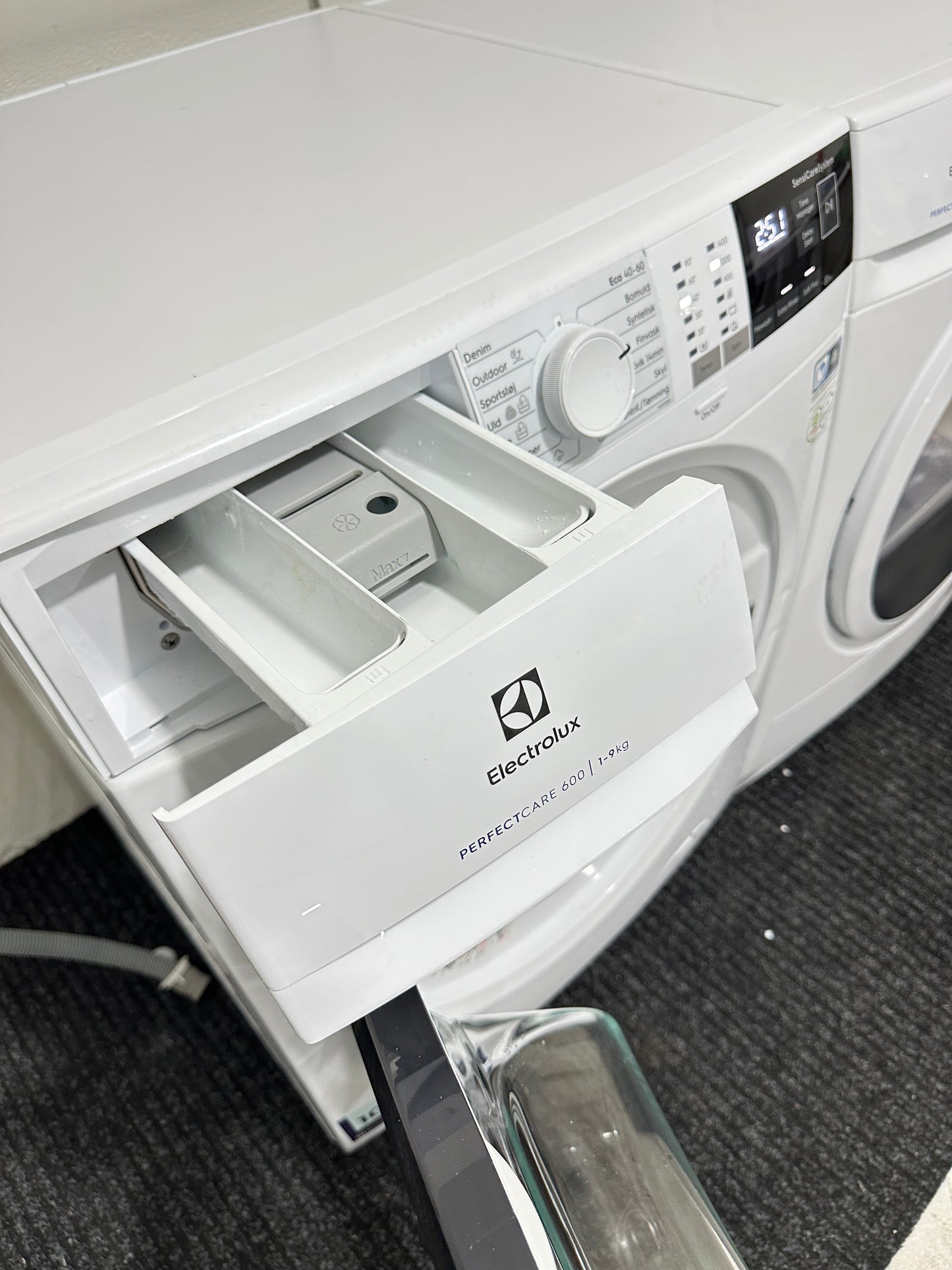 🧺 Electrolux EDH8000W2 + EW6F5349P3 – Komplett tvätt & tork i toppklass!